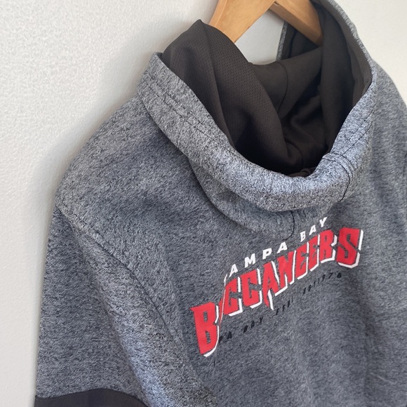 New with tags!!! NFL Tampa Bay Buccaneers Hoodie Jacket XL - Picture 3 of 9